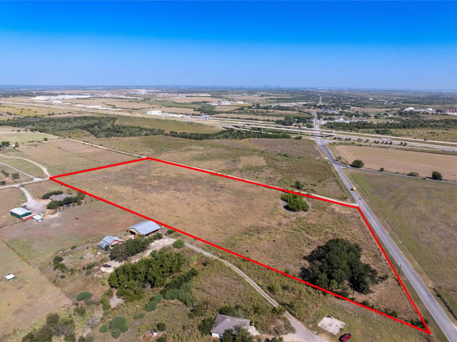 View 0 F M Rd 1625 in Creedmoor Add 01 0 F M Rd 1625 - front exterior - Luxury lot in Creedmoor Add 01, Austin, TX