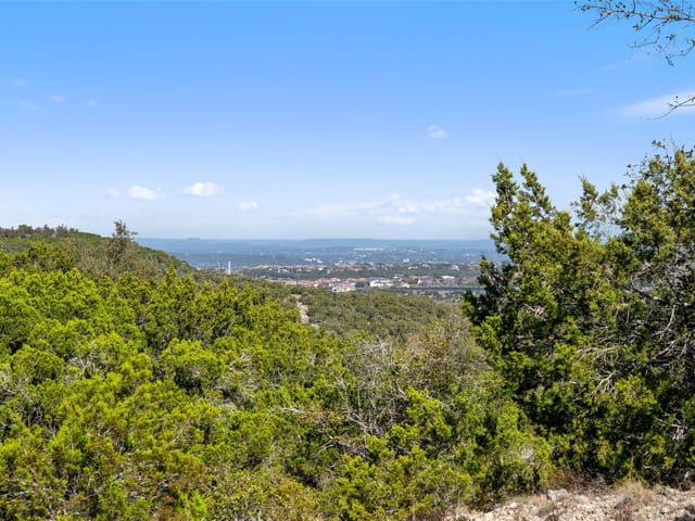 00 Serene Hills Dr