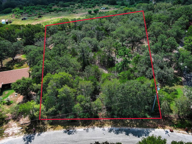 000 Piney Ridge DR