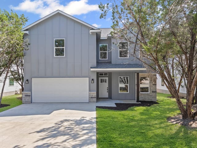 10 Honeysuckle Ln
