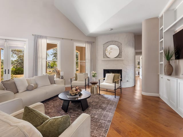 100 Dovetail LN