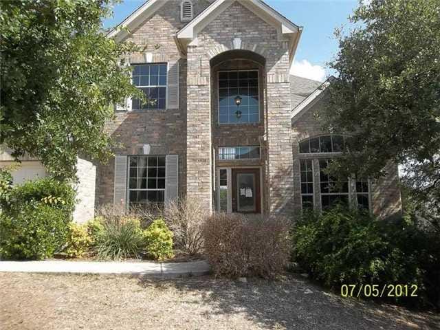 100 Eaton LN
