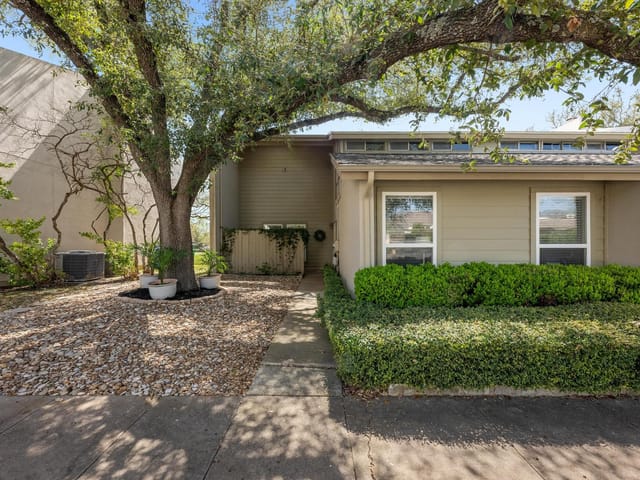 100 Lido Cir Unit #B2