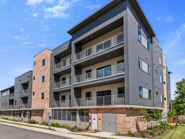 100 Mockingbird Ln Unit #205
