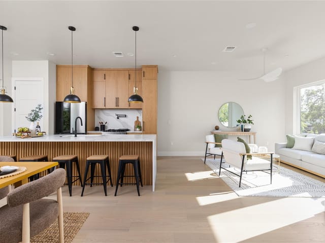 100 W Odell ST Unit #1