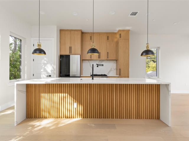 100 W Odell ST Unit #3