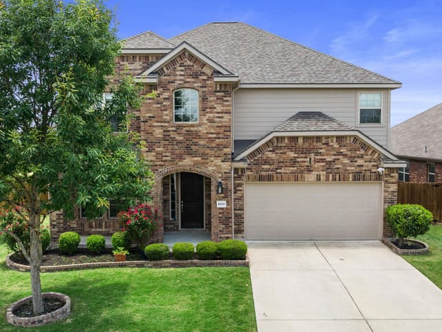 1000 Farm Creek CV