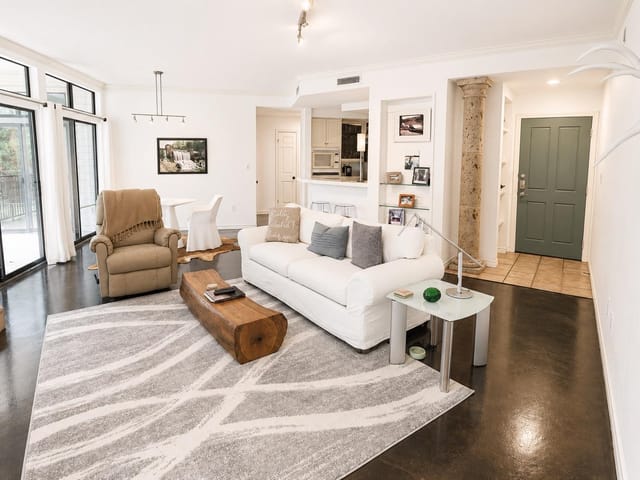 1000 Liberty Park DR Unit #208