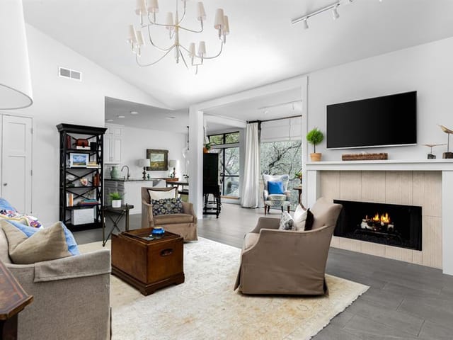 1000 Liberty Park DR Unit #404