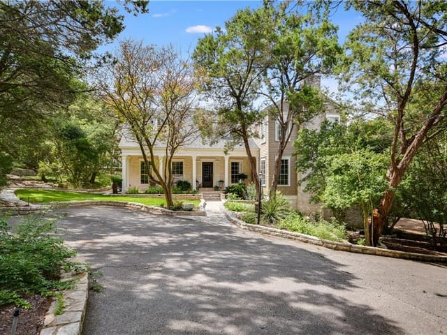 1000 LIVE OAK Cir