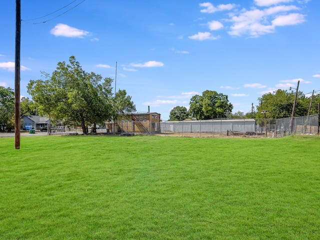 1000 N Main ST