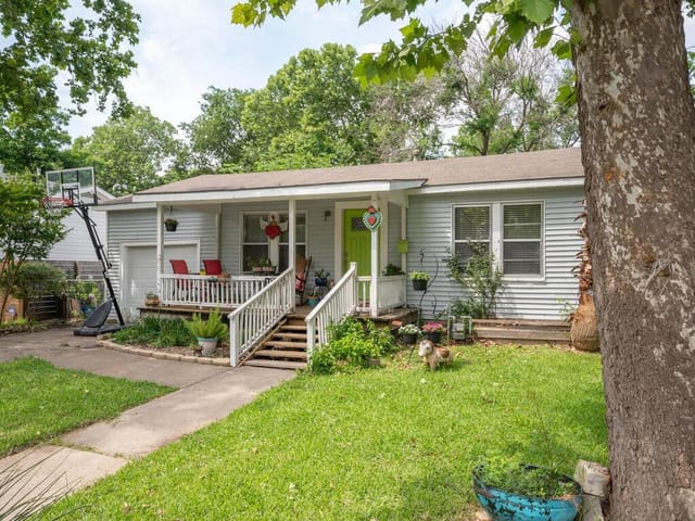1000 Payne Ave