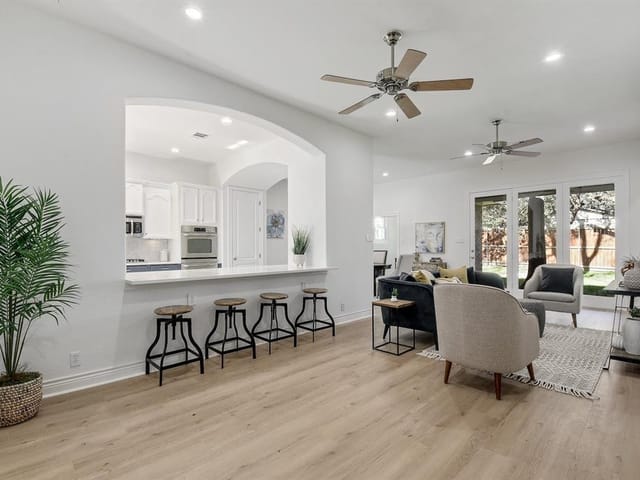 1000 Reno Dr