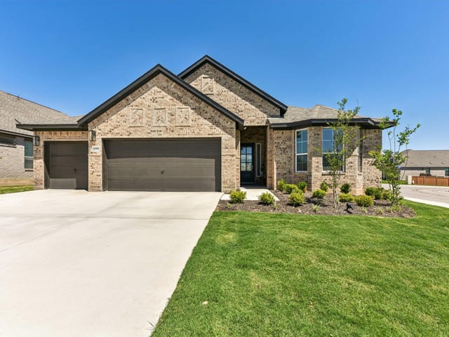 1000 Rollingwood Trl