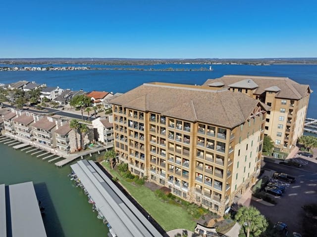 1000 The Cape RD Unit #33