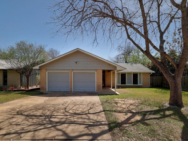 10003 Childress Dr