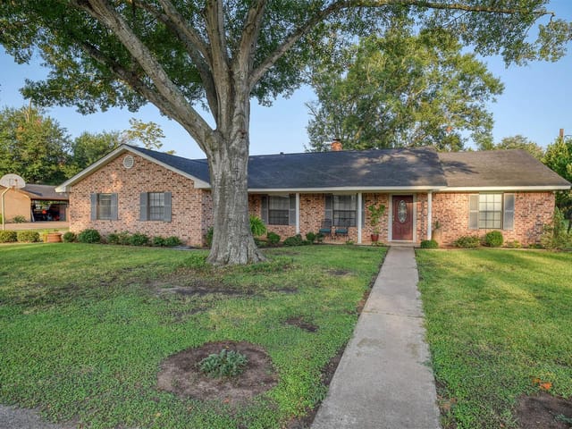 1001  Charleston Blvd