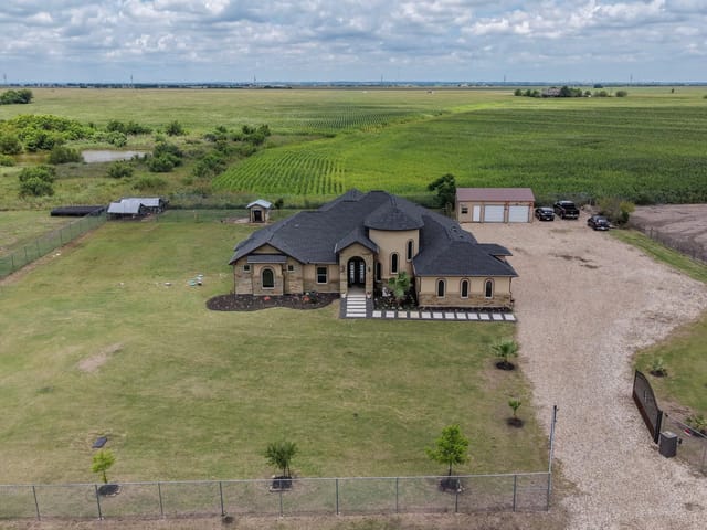 1001 County Road 394