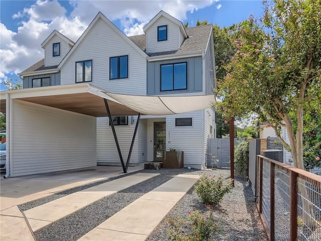 1001 Daphne Ct Unit #B