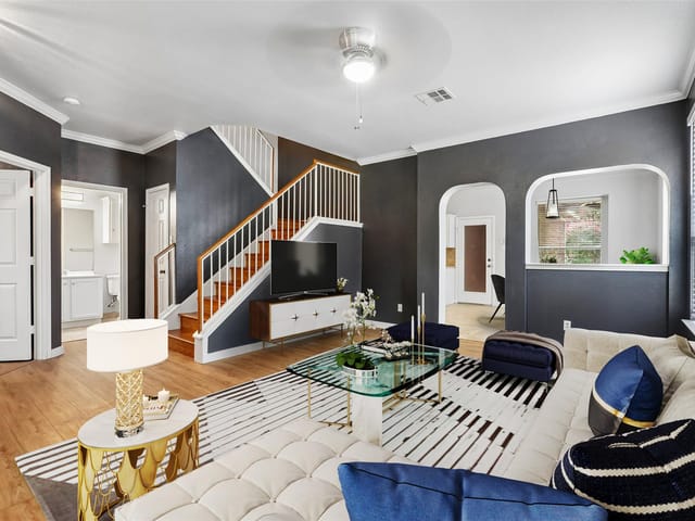 1001 Monadale TRL