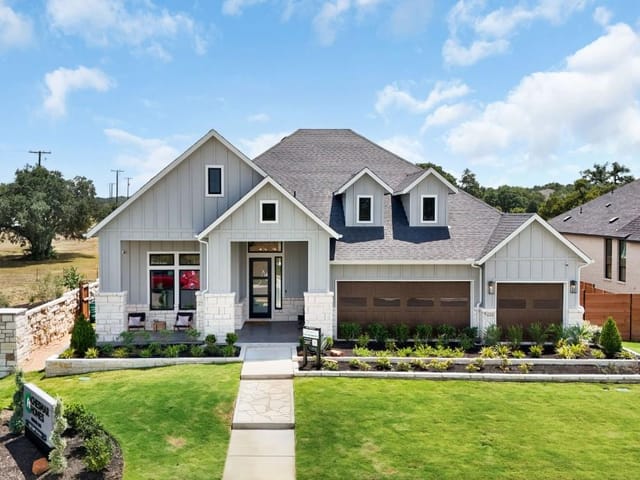 1001 Painted Horse DR