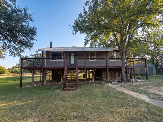 1002 Hummingbird DR