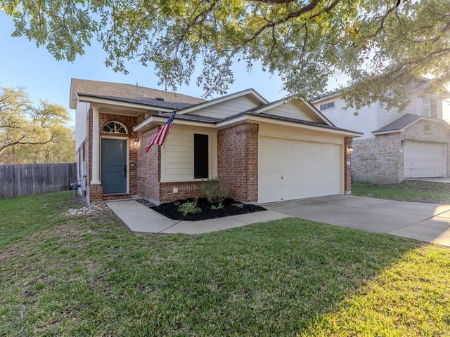 1002 Moser River Dr