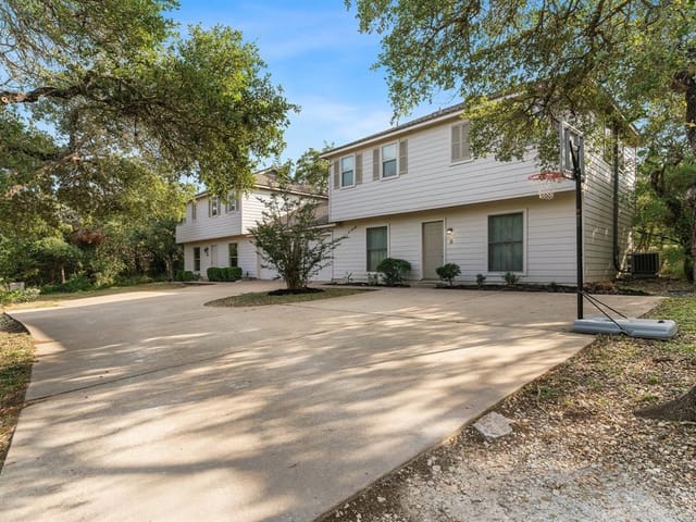 10021 Weir Loop Cir