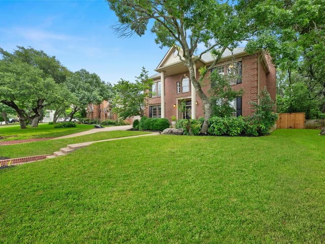 10023 Circleview Dr