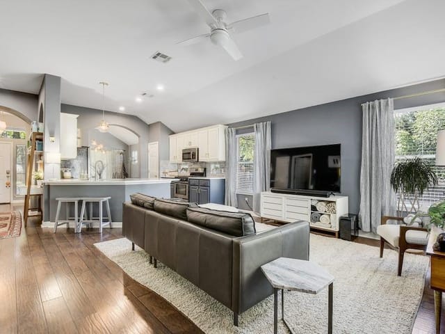 10024 Mount Rainier Dr