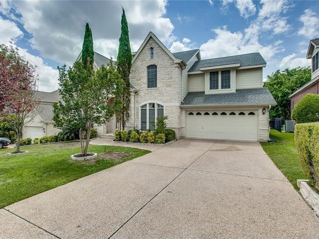 10025 Dianella LN