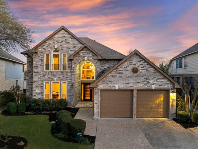 10025 Planters Woods Dr