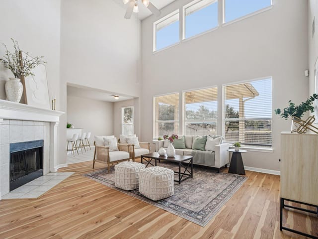 1003 Ambrose Dr
