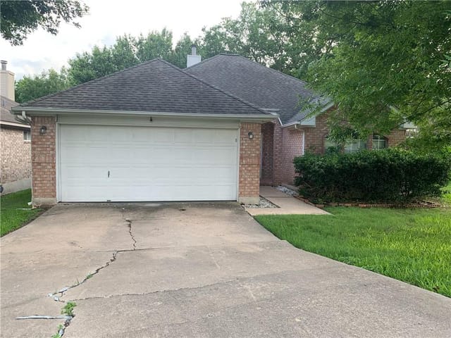 1003 Briargate Dr
