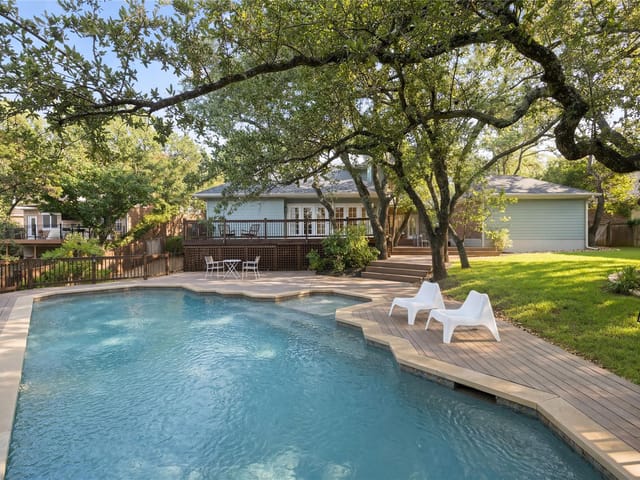 10038 Circleview DR