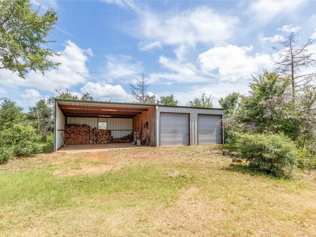 1004 22 Hills RD