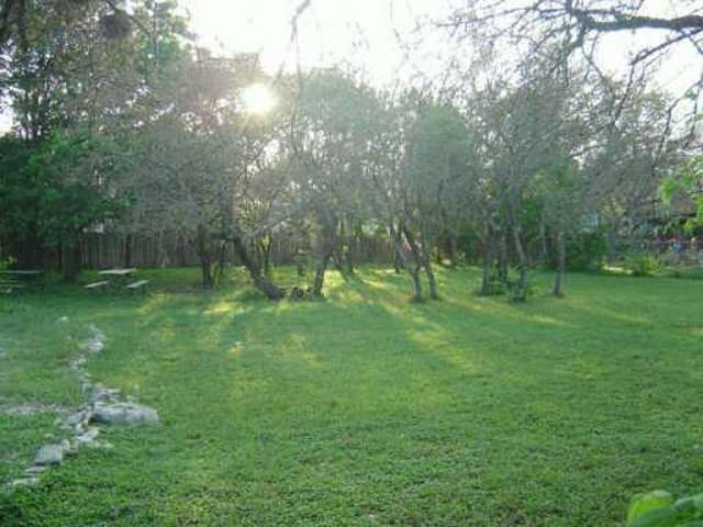 1004 Lipan TRL