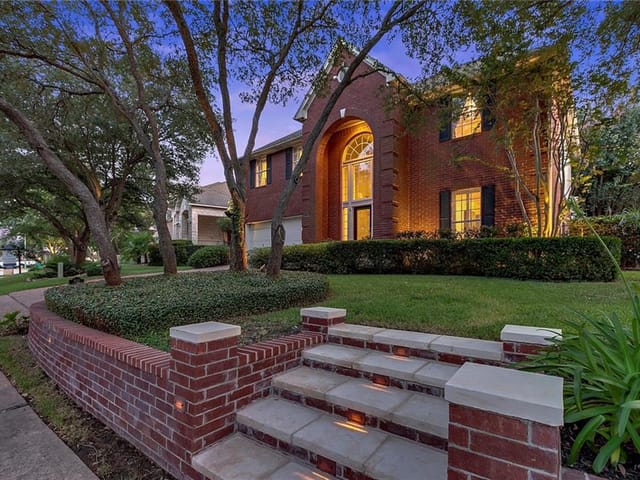 10041 Scull Creek DR
