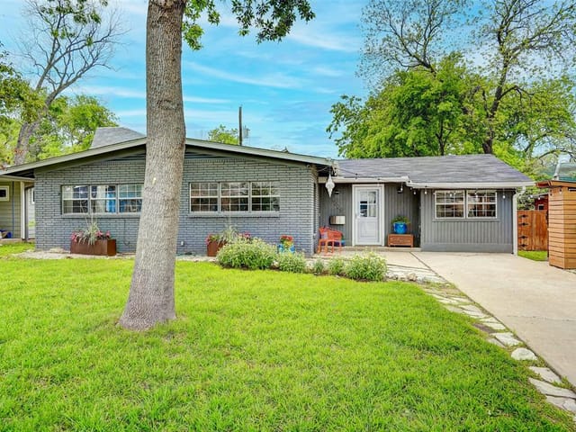 1005 Alegria Rd