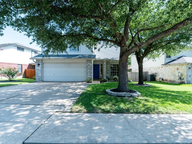 1005 Doras DR
