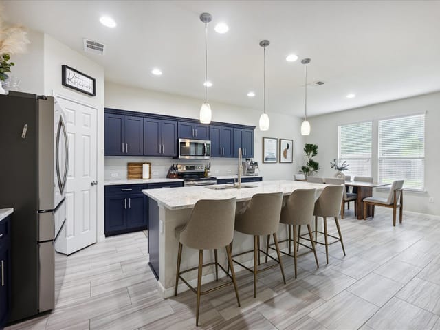 10053 Aly May DR