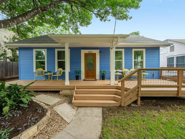 1006 Kinney Ave