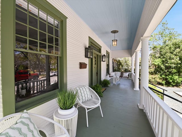 1006 Shelley Ave