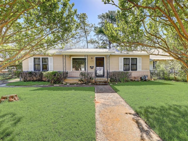 1007 Cherico St