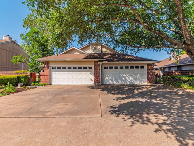 1007 MARKHAM LN Unit #A