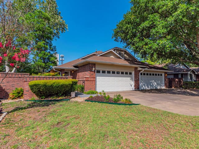 1007 Markham Ln Unit #B