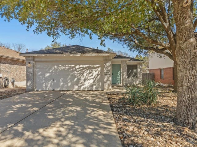 1007 Port Daniel Dr