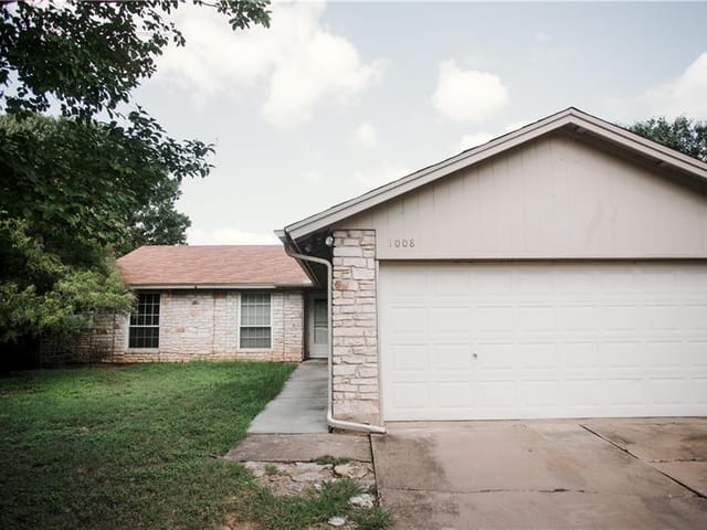1008 Longmeadow DR