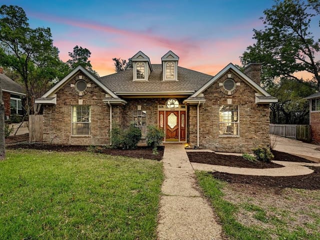 10088 Circleview Dr