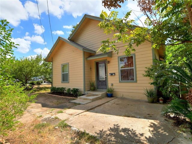 1009 Wheeless St
